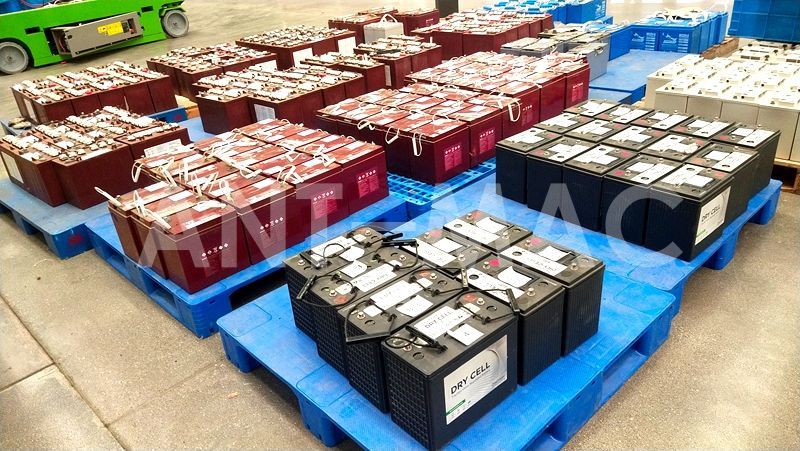 Electric Scissor Lifts Battery 