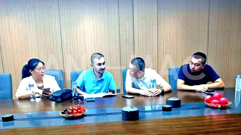 Kazakh Client Explores Shandong Ant Machinery
