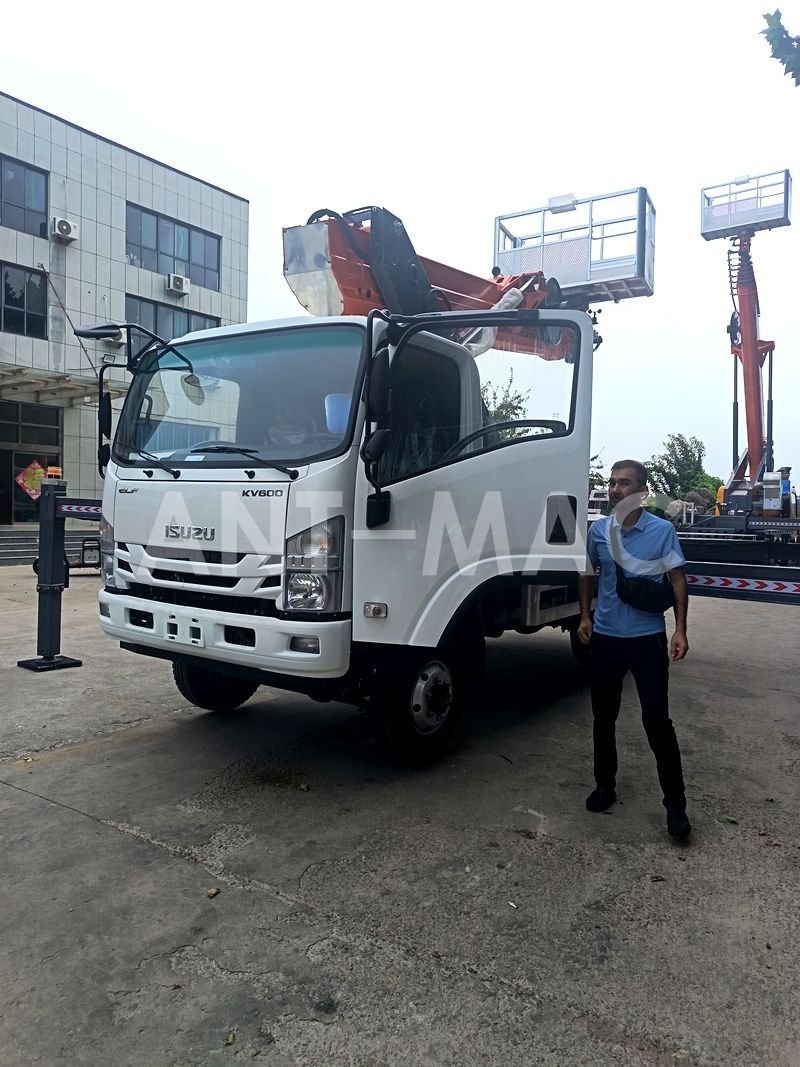 Kazakh Client Explores Shandong Ant Machinery