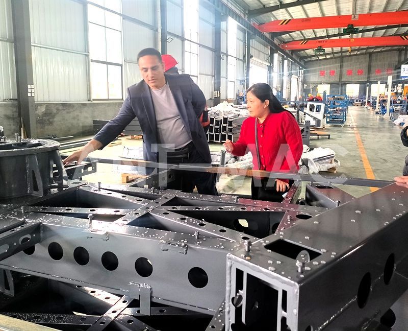 Truck-Mounted Aerial Lift Collaboration