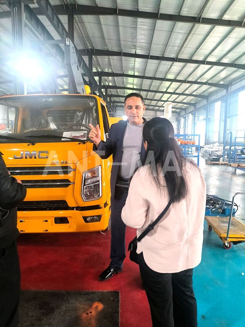 Truck-Mounted Aerial Lift Collaboration