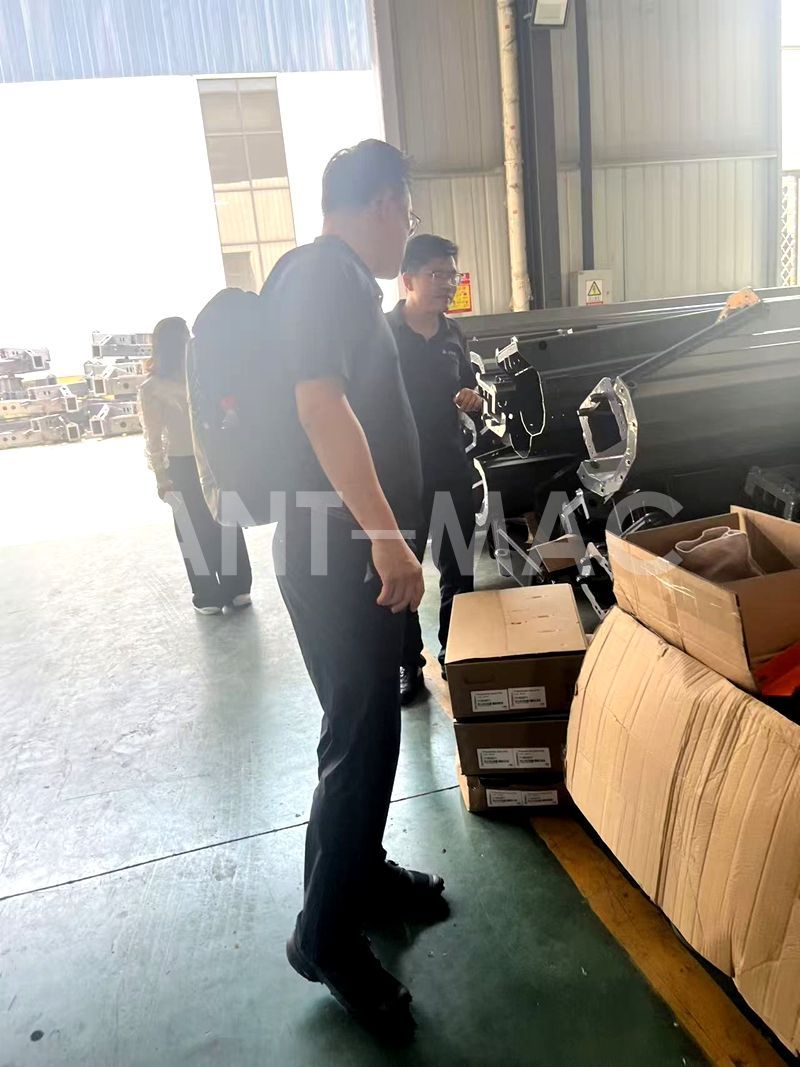 South Korean Delegation Conducts Inspection of Truck Boom Lift 