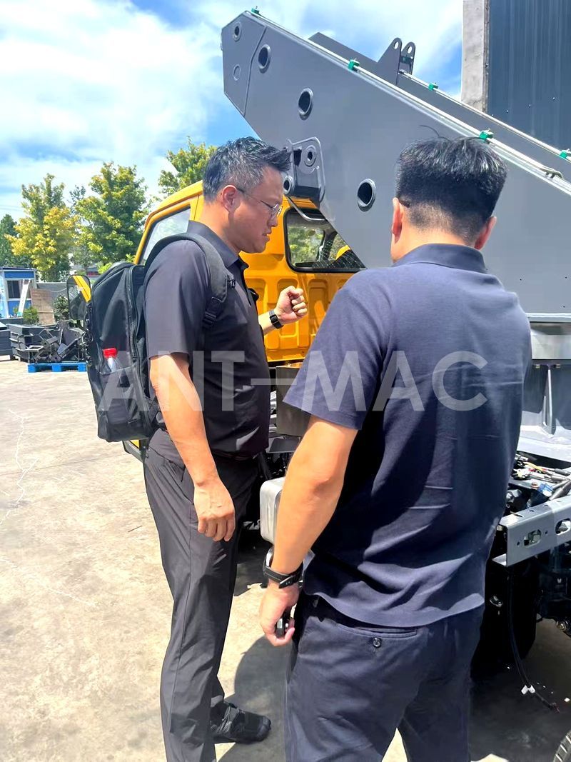 South Korean Delegation Conducts Inspection of Truck Boom Lift 