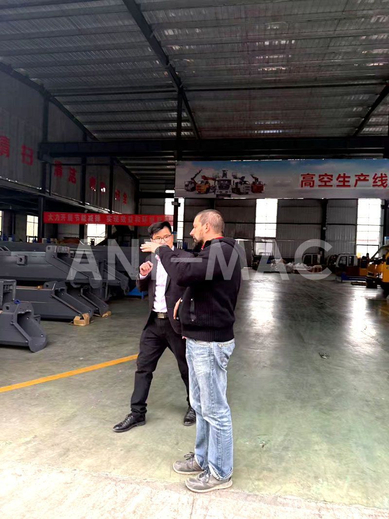 Slovenian Customer Tours Shandong Ant for Collaboration