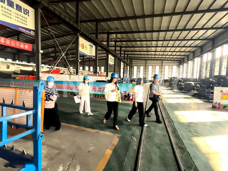 Indonesian Delegation Visits Factory Inspection