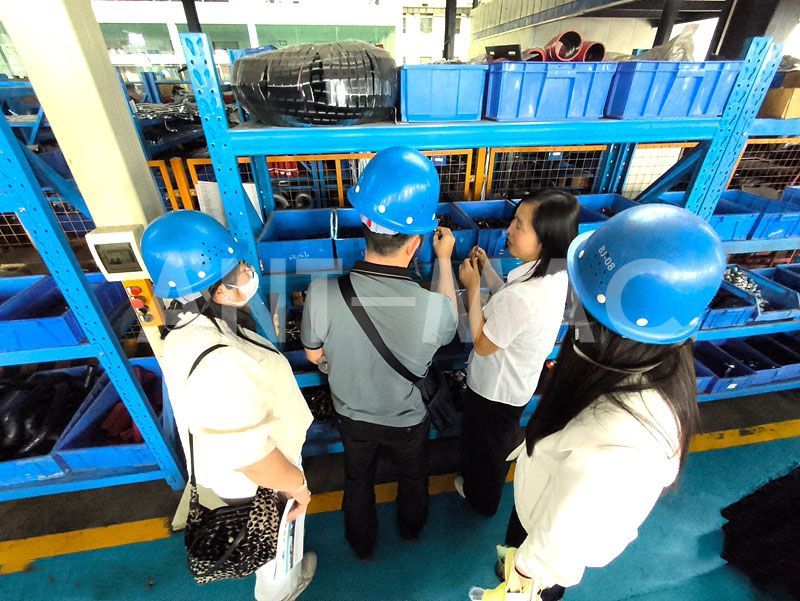 Indonesian Delegation Visits Factory Inspection