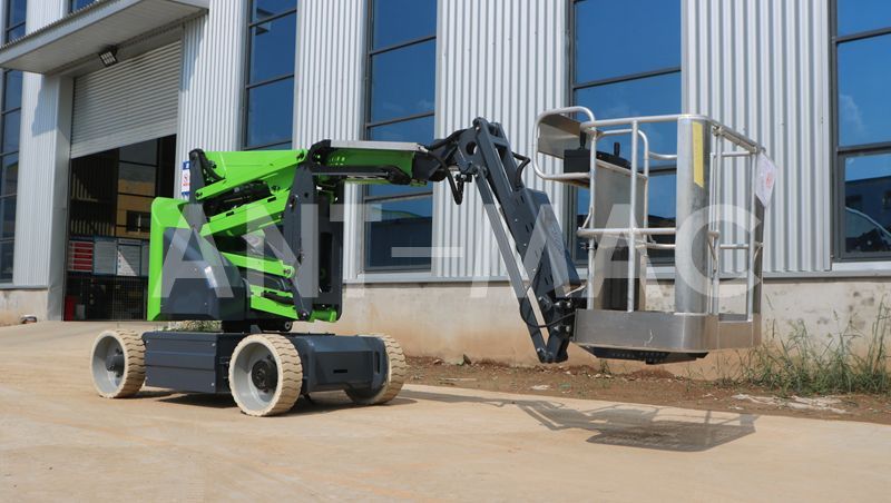 Electric Articulating Boom Lift 
