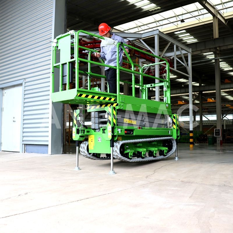 Winter Cost Control: Ant’s Aerial Lift Guide to Reducing Downtime and Expenses