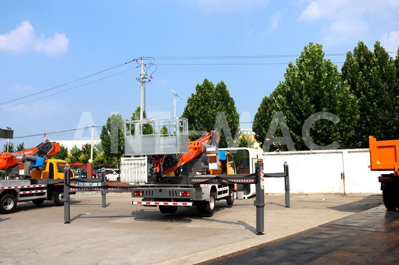 Как Поддерживать Работу Автомобильной Платформы для Высотных Работ