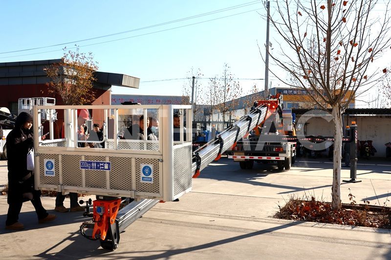 Dual-Chain Telescopic Boom Truck-Mounted Aerial Work Platform