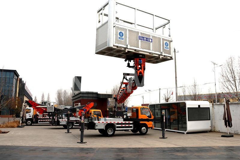 Безопасность На Высоте: Как Современные Автомобильные Платформы Изменили Работу В Суровых Условиях России