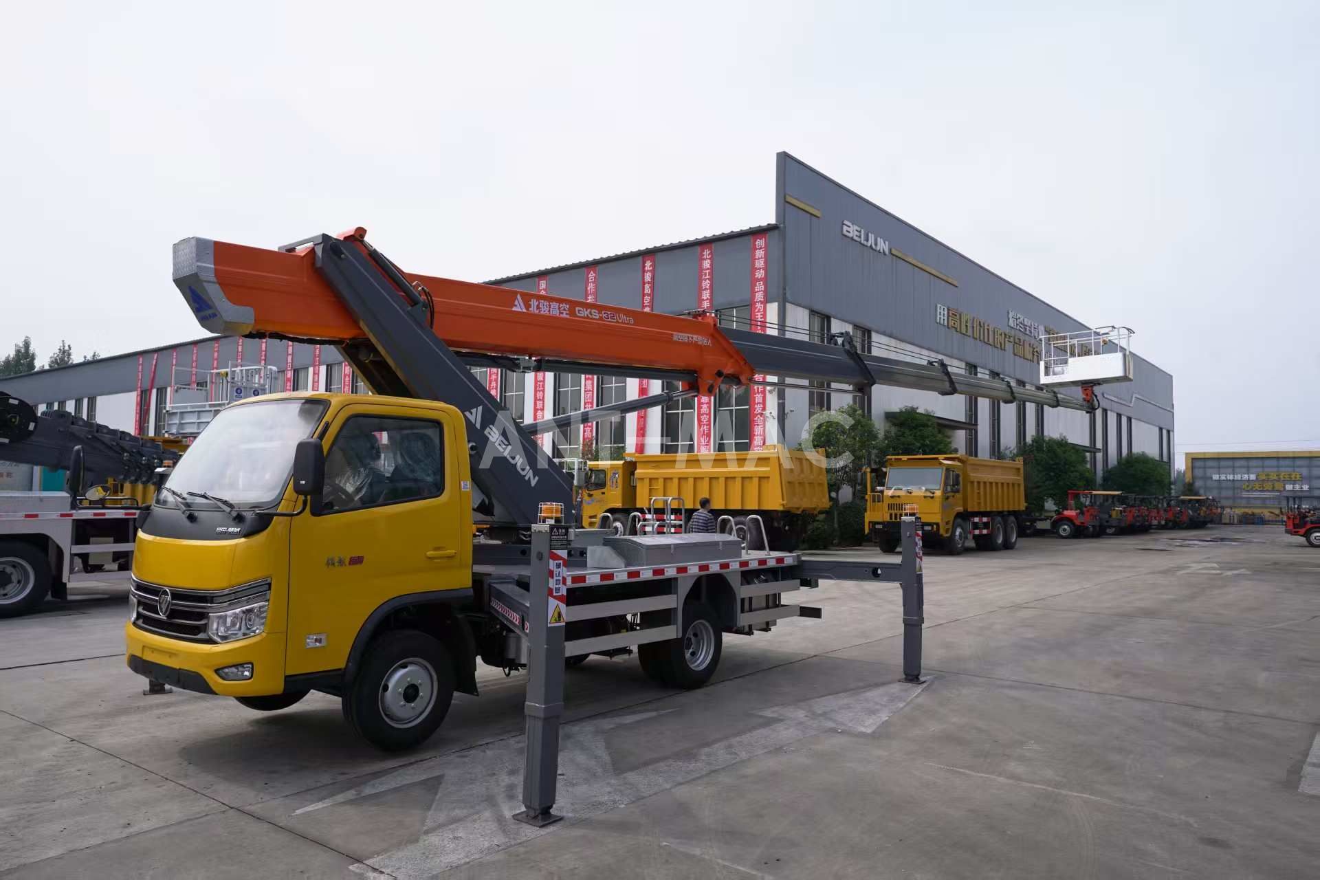 Antmac 40m Truck Mounted Aerial Platform Antmac 40m Truck Mounted Aerial Platform